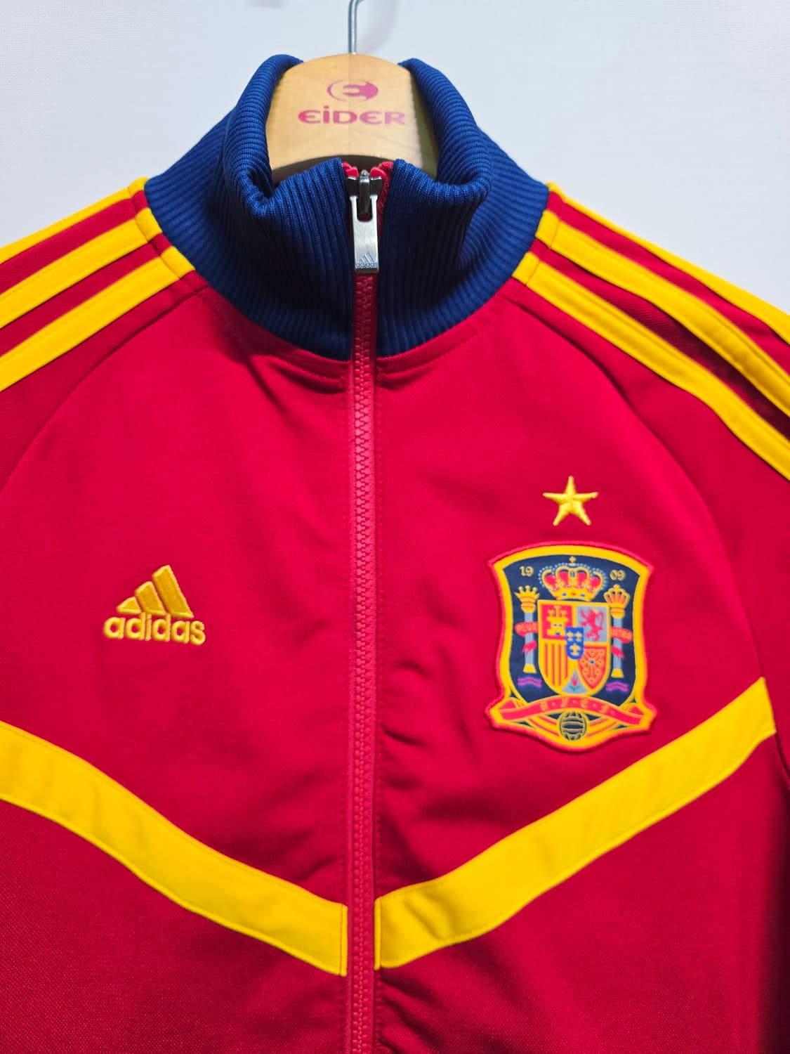 아디다스 스페인 축구대표팀 트랙탑90 상품이미지2