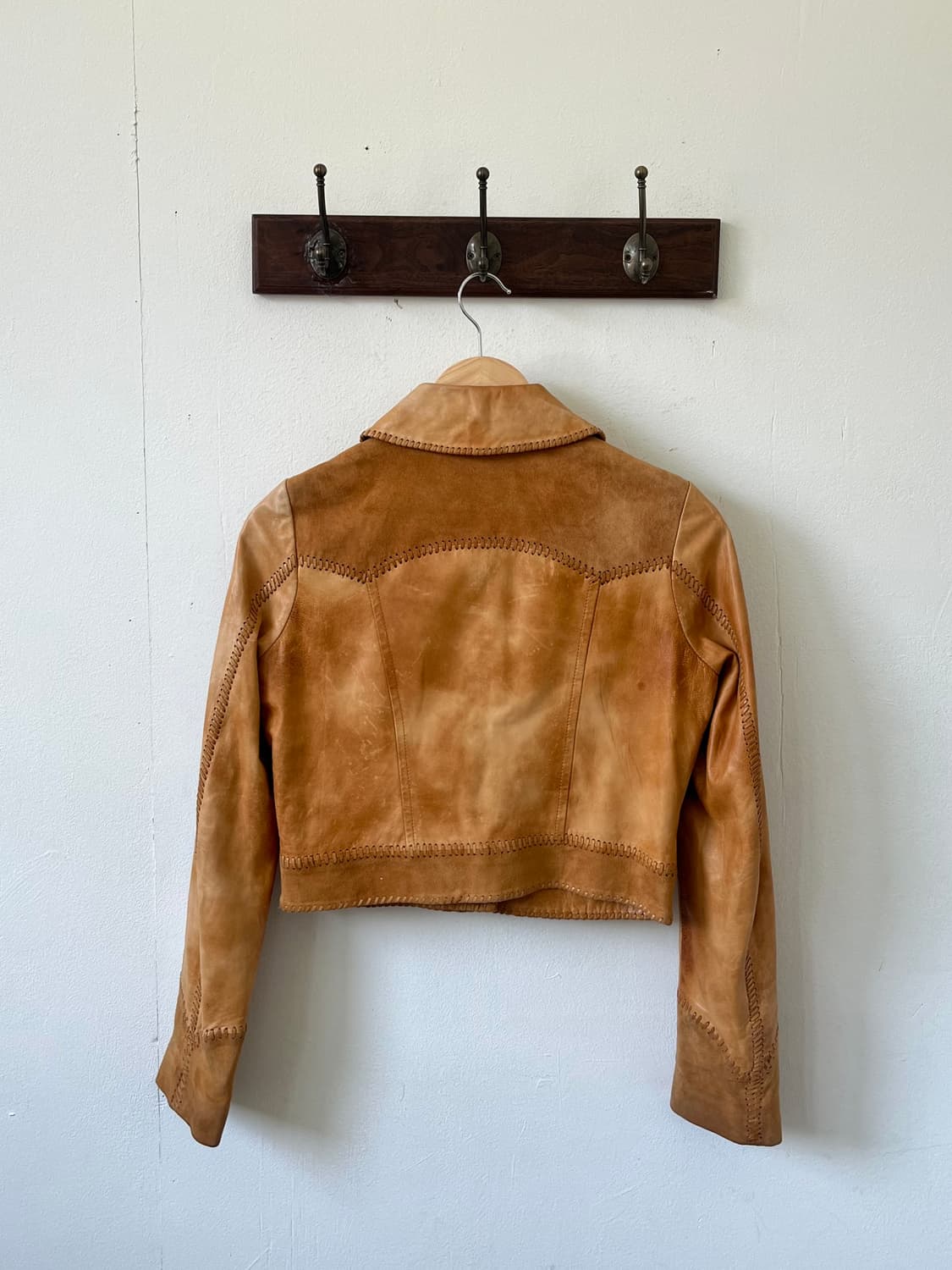 MOUSSY VINTAGE 카멜 레더 숏 자켓 상품이미지3