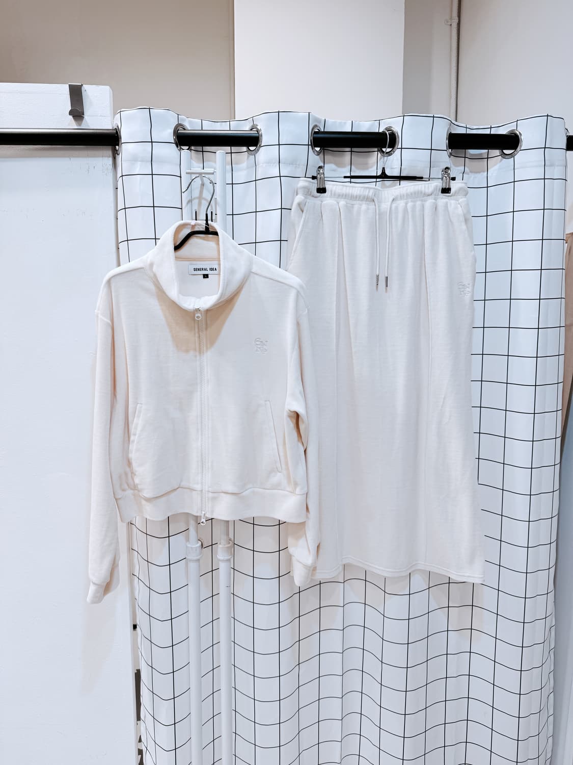 제너럴아이디어 벨로아 셋업 상품이미지3