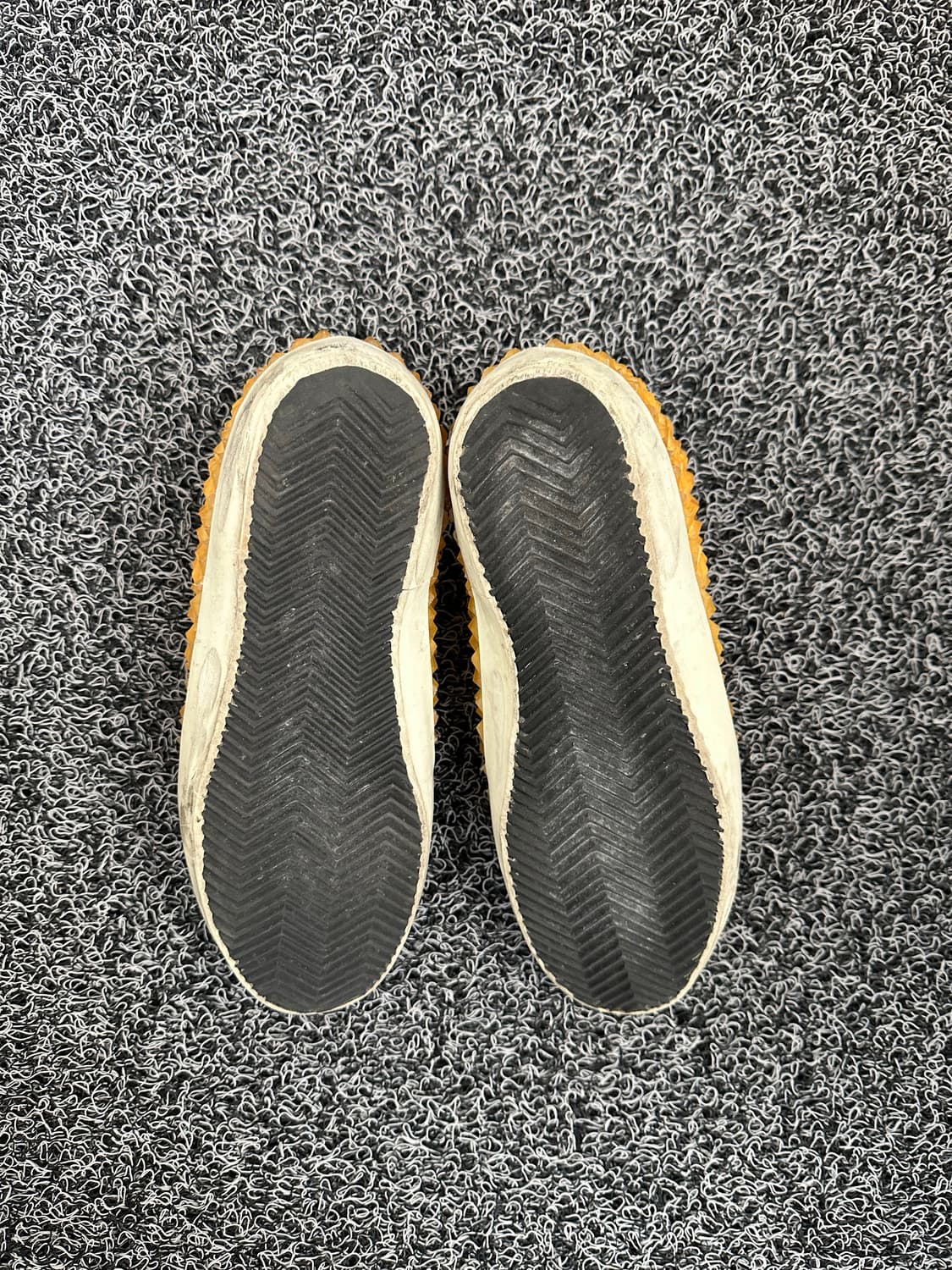 골든구스 슈퍼스타 옐로우 스니커즈 250 상품이미지5