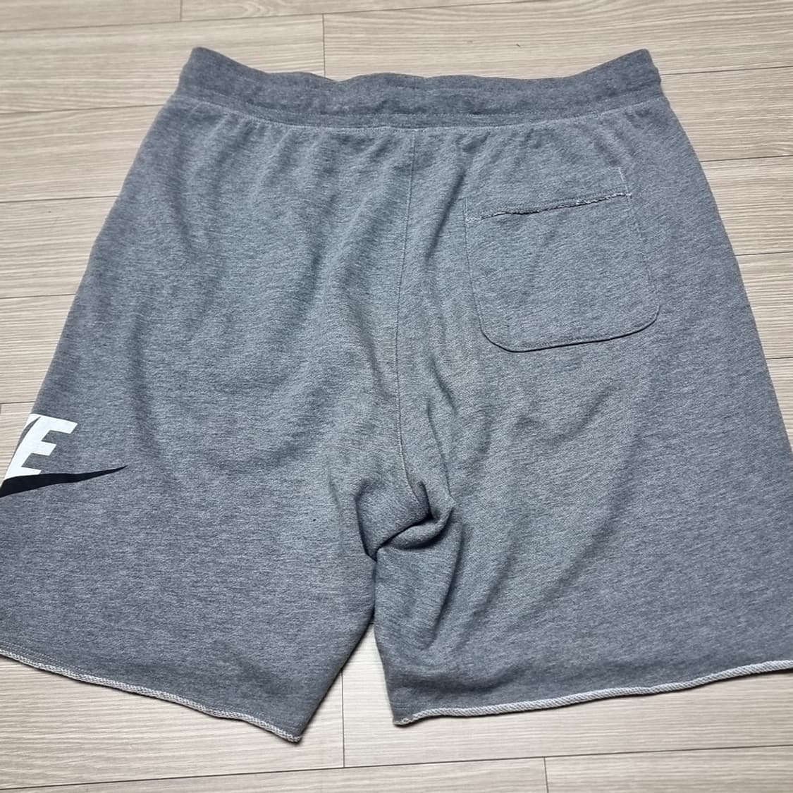 나이키 스우시 회색 반바지 트레이닝<xl> 상품이미지4