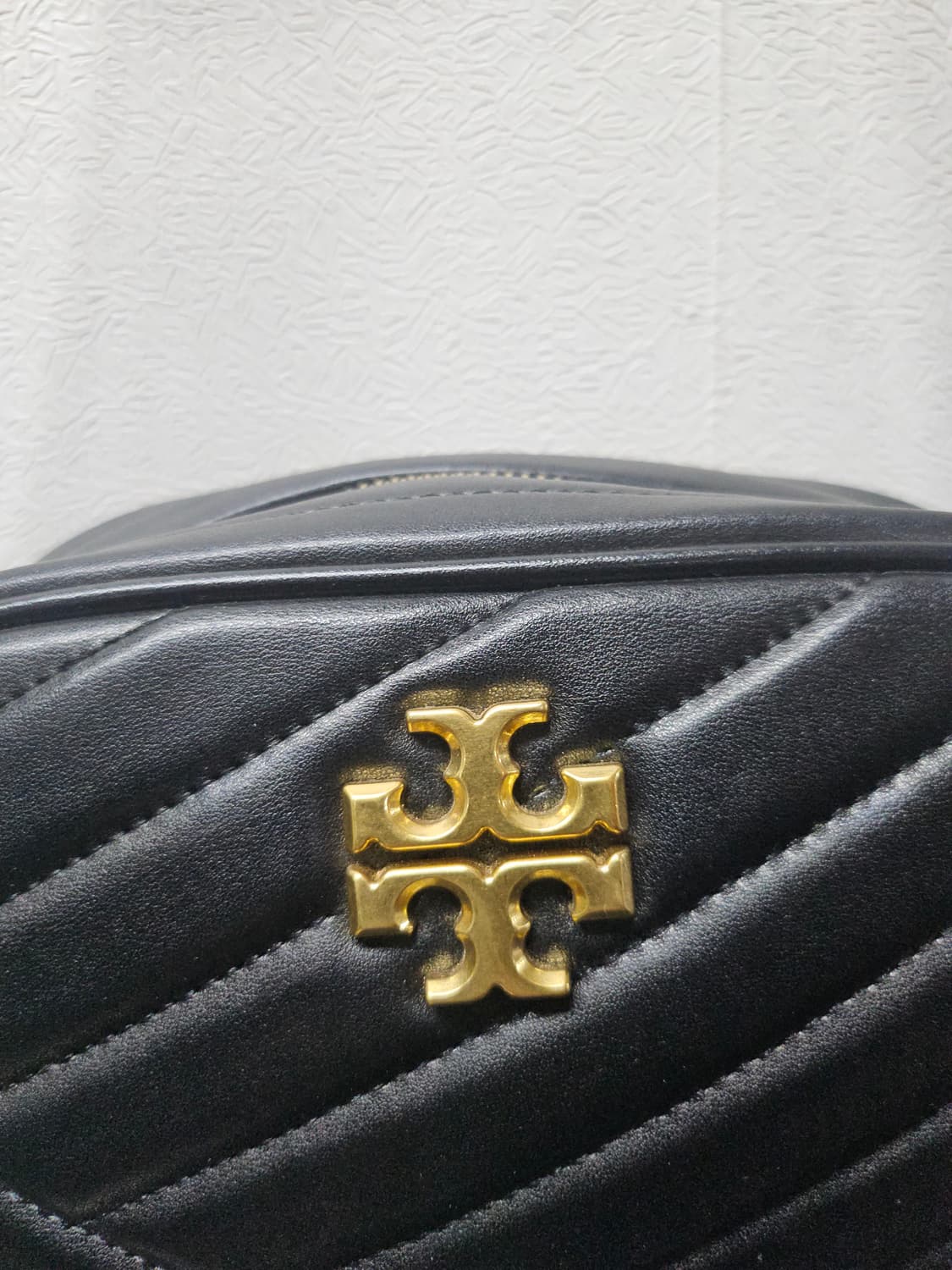 토리버치 키라 쉐브론 카메라백 상품이미지4