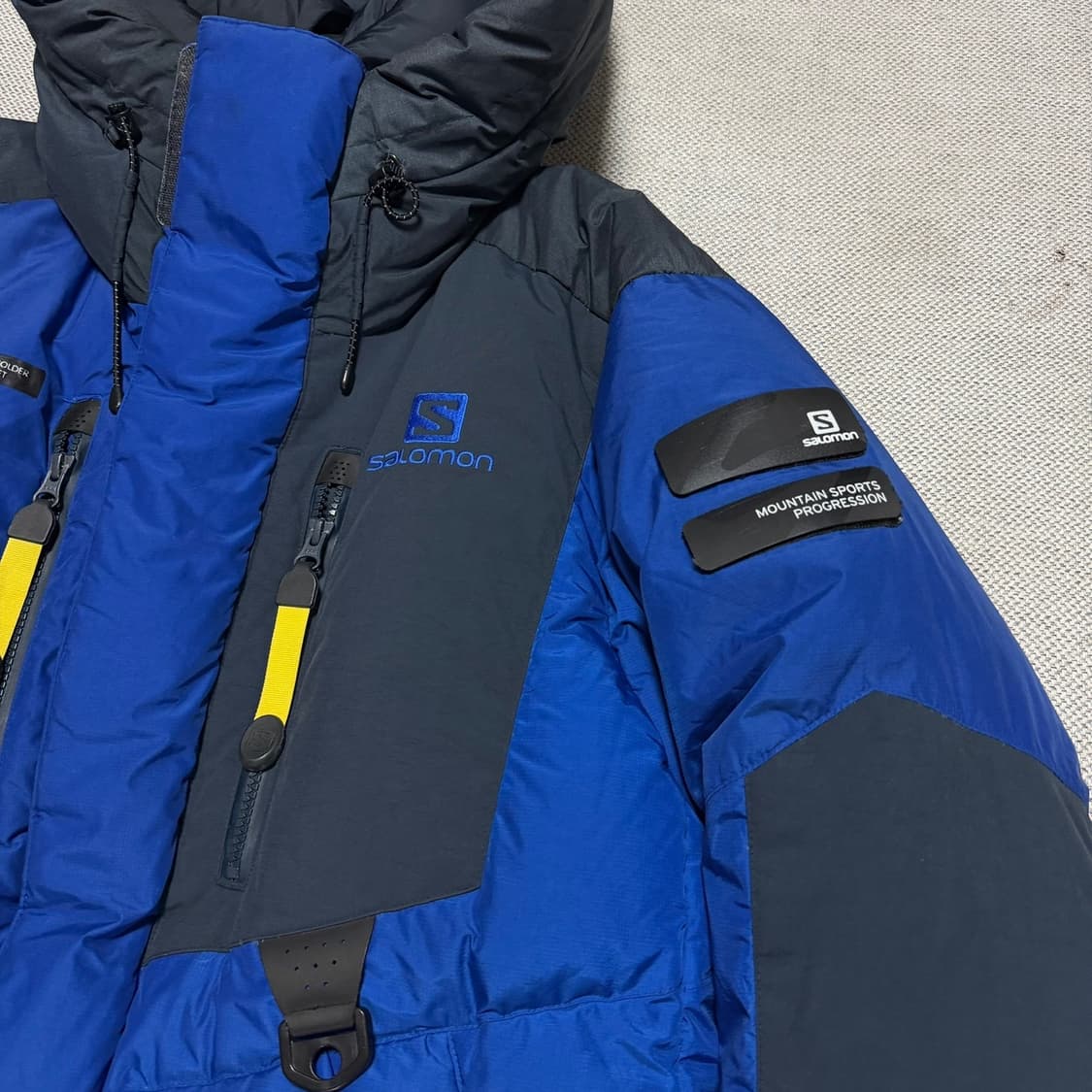 살로몬 알레스카2 헤비 다운 패딩자켓 상품이미지2