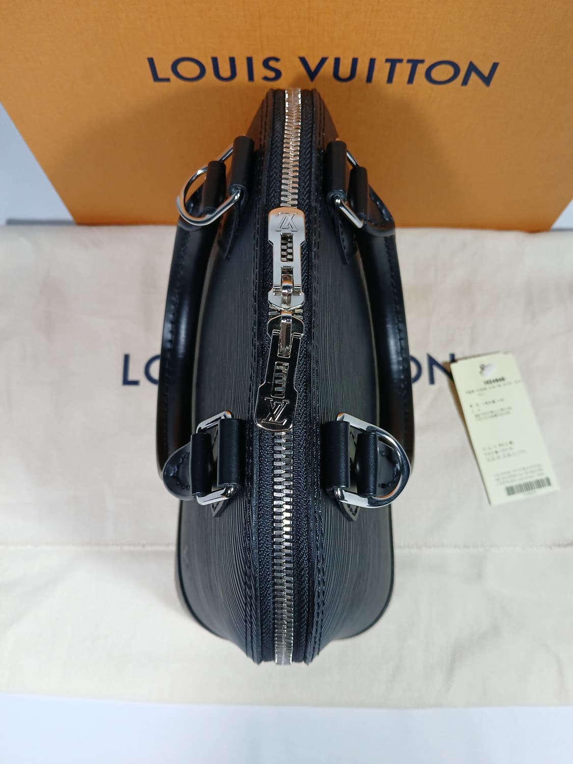 루이비통 에피 알마BB 토트백 M24645 상품이미지7