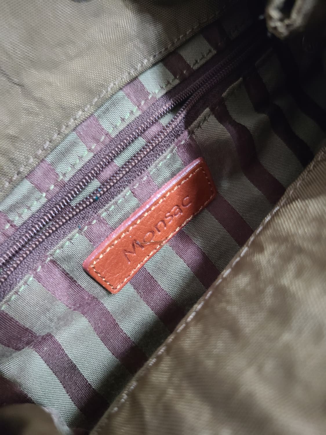 몽삭 여성 카키색 가죽 백팩 상품이미지7