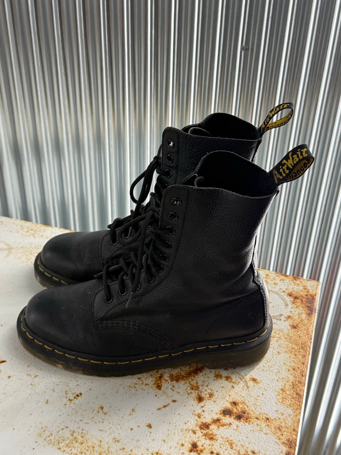 Dr.Martens 닥터마틴 1490 버지니아 10홀 250  상품이미지3