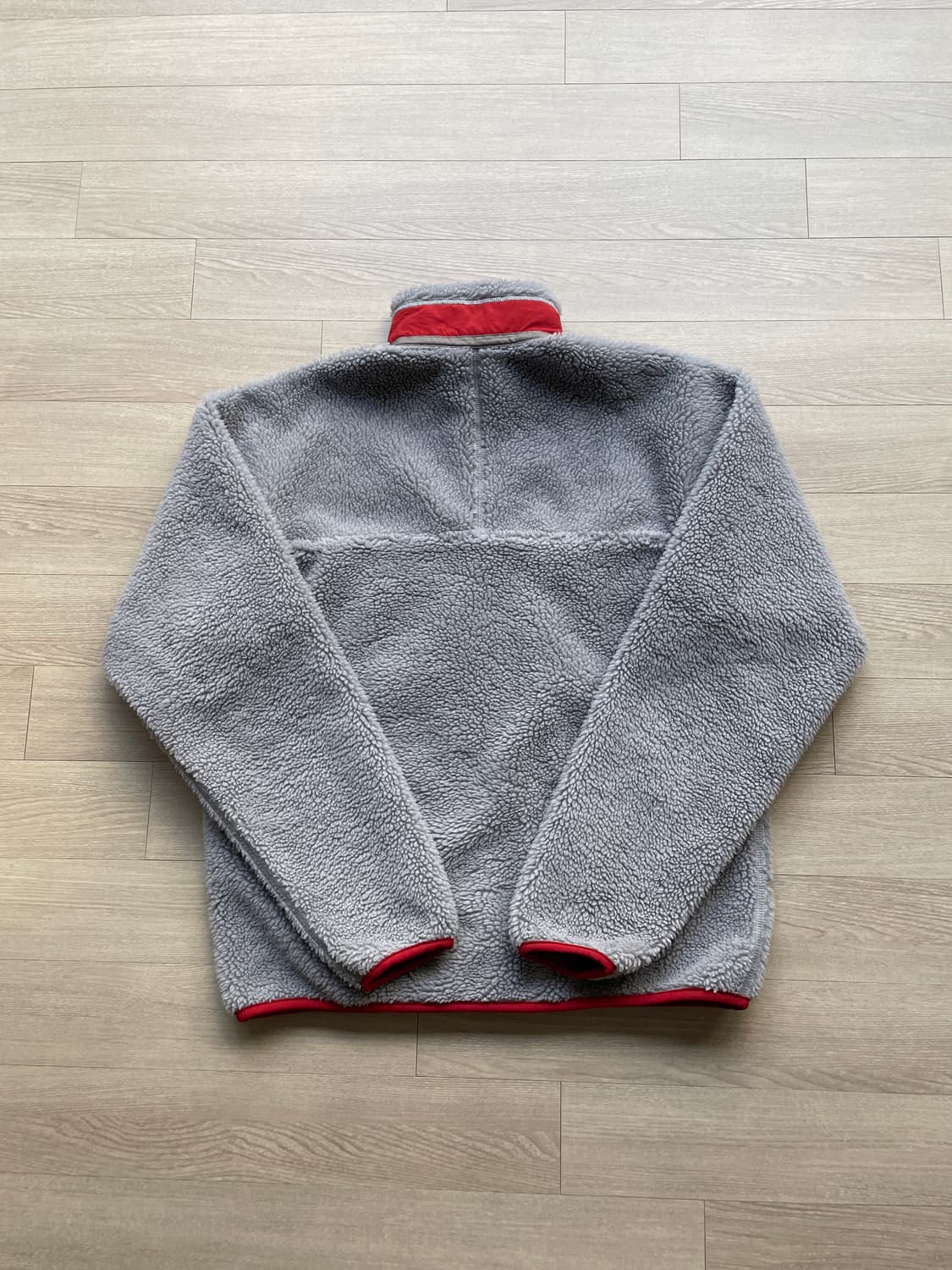 파타고니아 레트로x 그레이 레드 자켓 상품이미지2