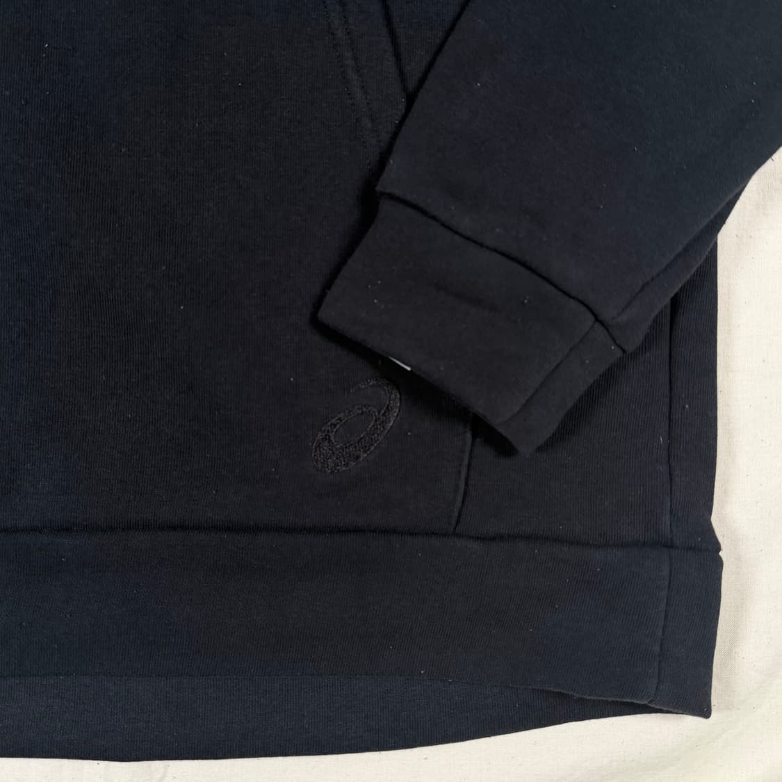 아식스 후드 상품이미지2