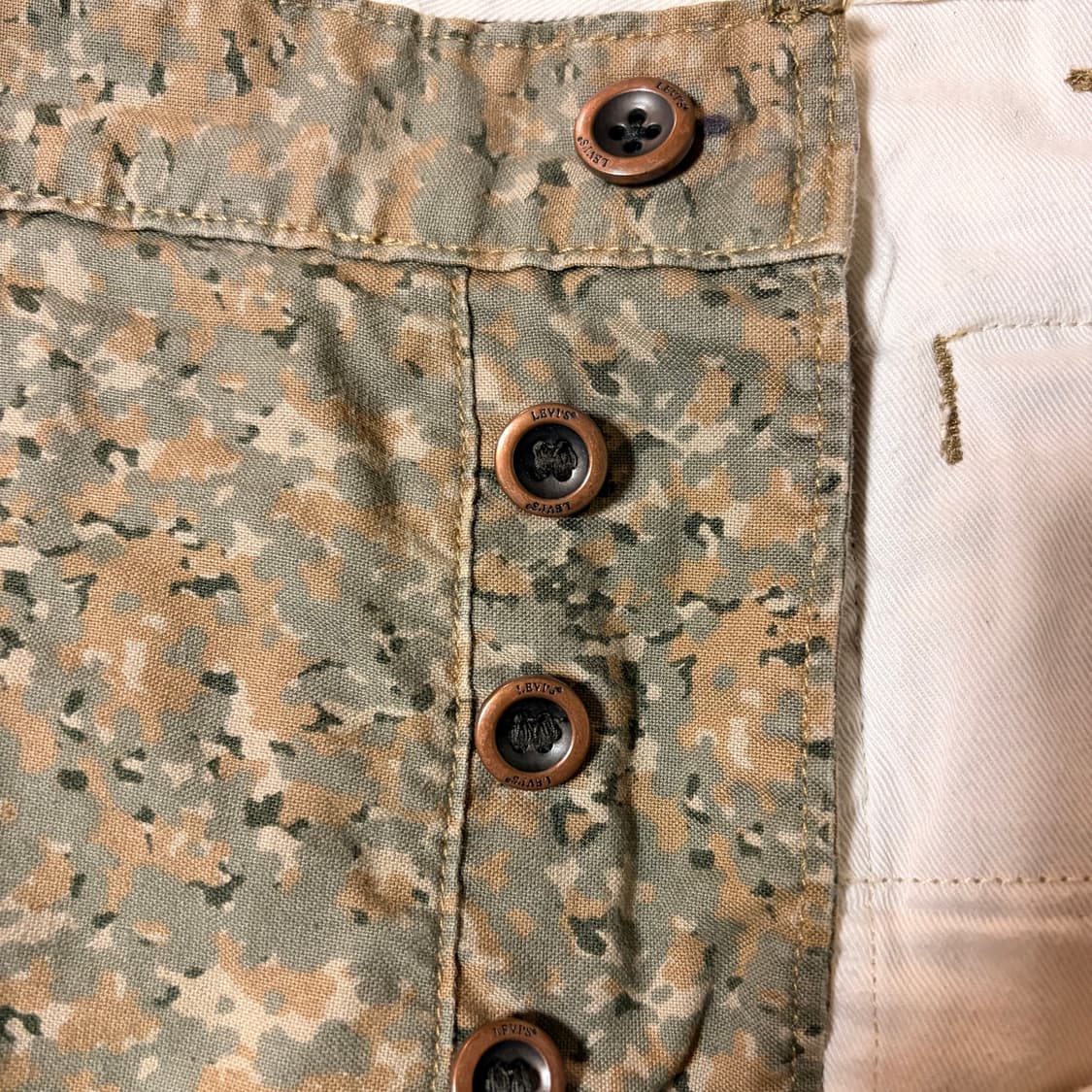 리바이스 화이트택 카모 치노팬츠 상품이미지4