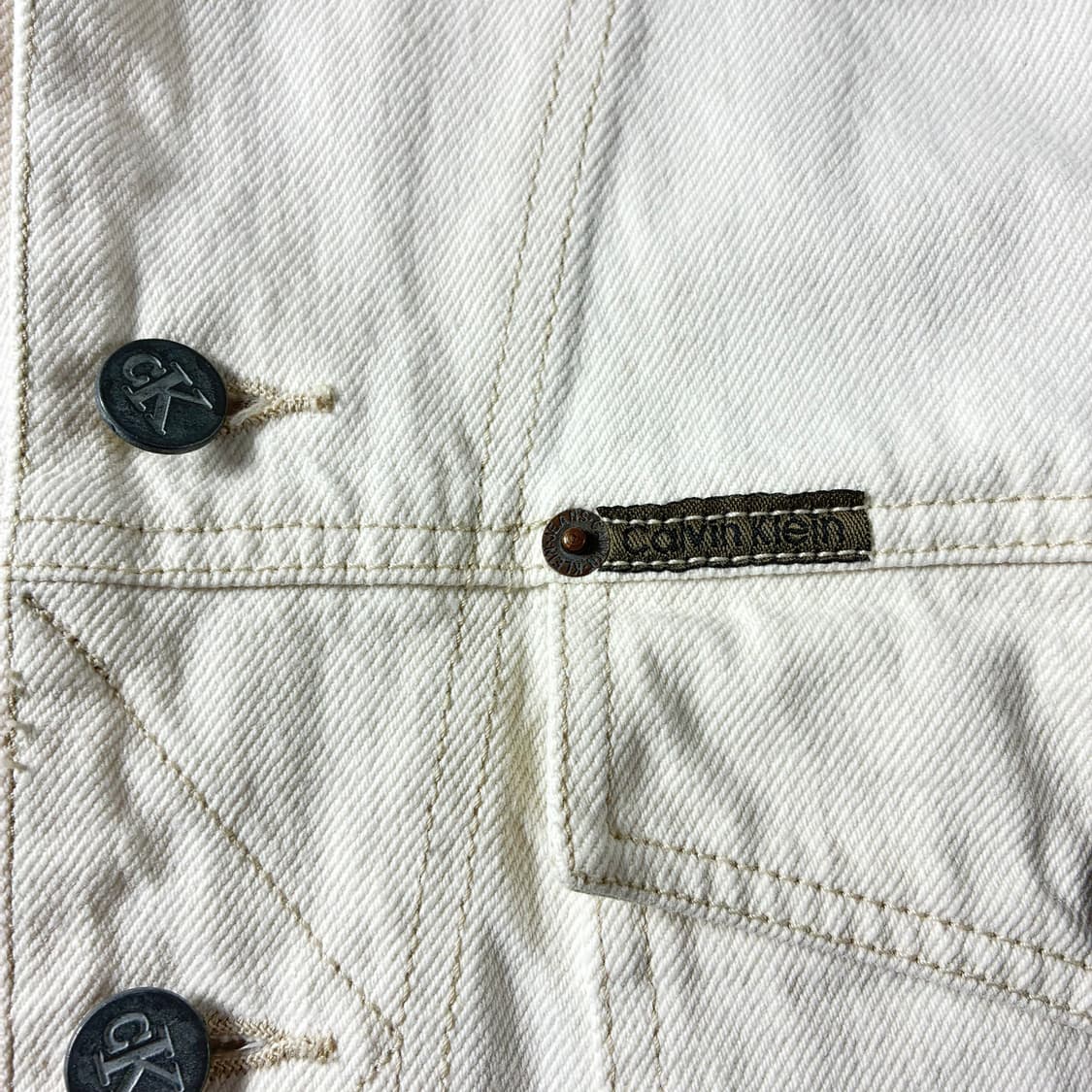 Calvin klein  캘빈 클라인 화이트 데님 트러커 자켓  상품이미지4