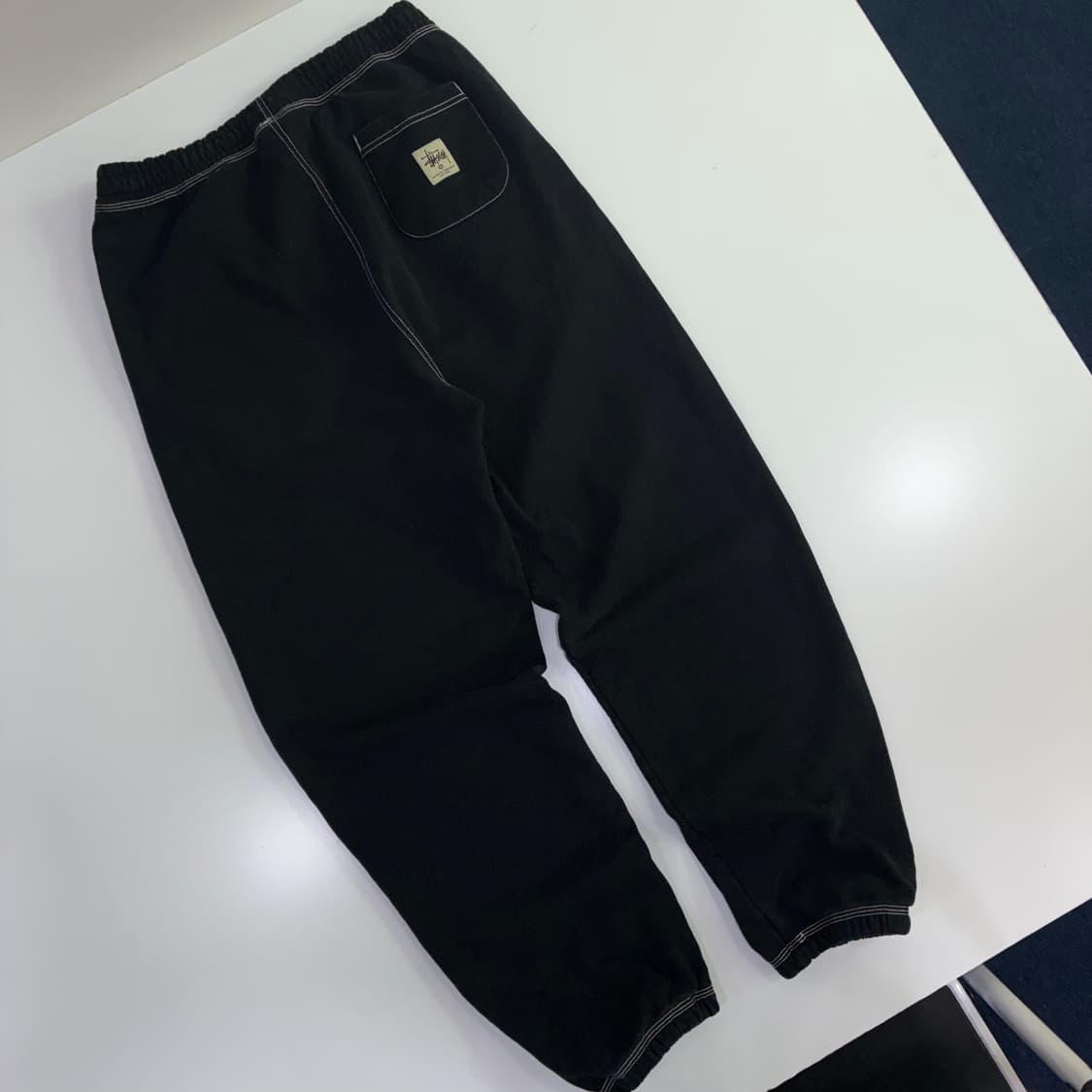 Stussy 스투시22 F/W 블랙 콘트라스트 스웻 팬츠 상품이미지4