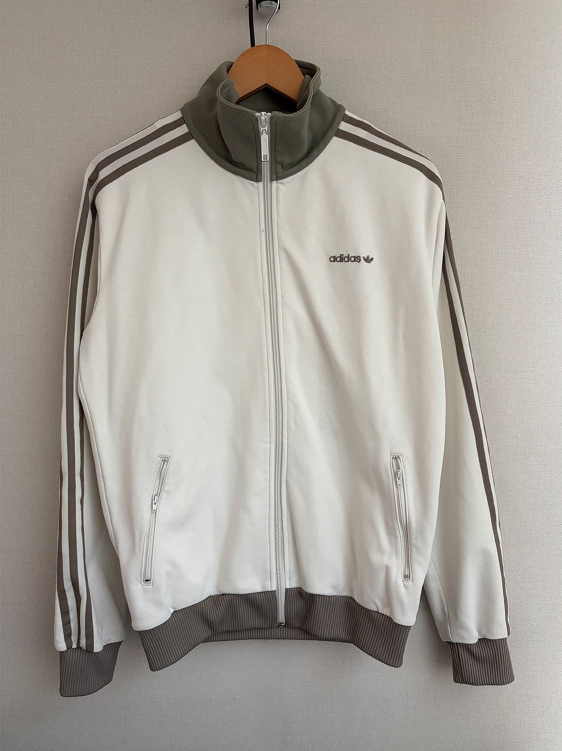 아디다스 아이보리 연카키 베켄바우어 트랙탑 져지 상품이미지1