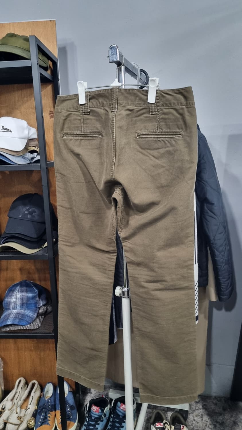 한섬수입) 유니버셜 프로덕츠 카키색 치노팬츠 34사이즈 컨디션8/10 상품이미지4