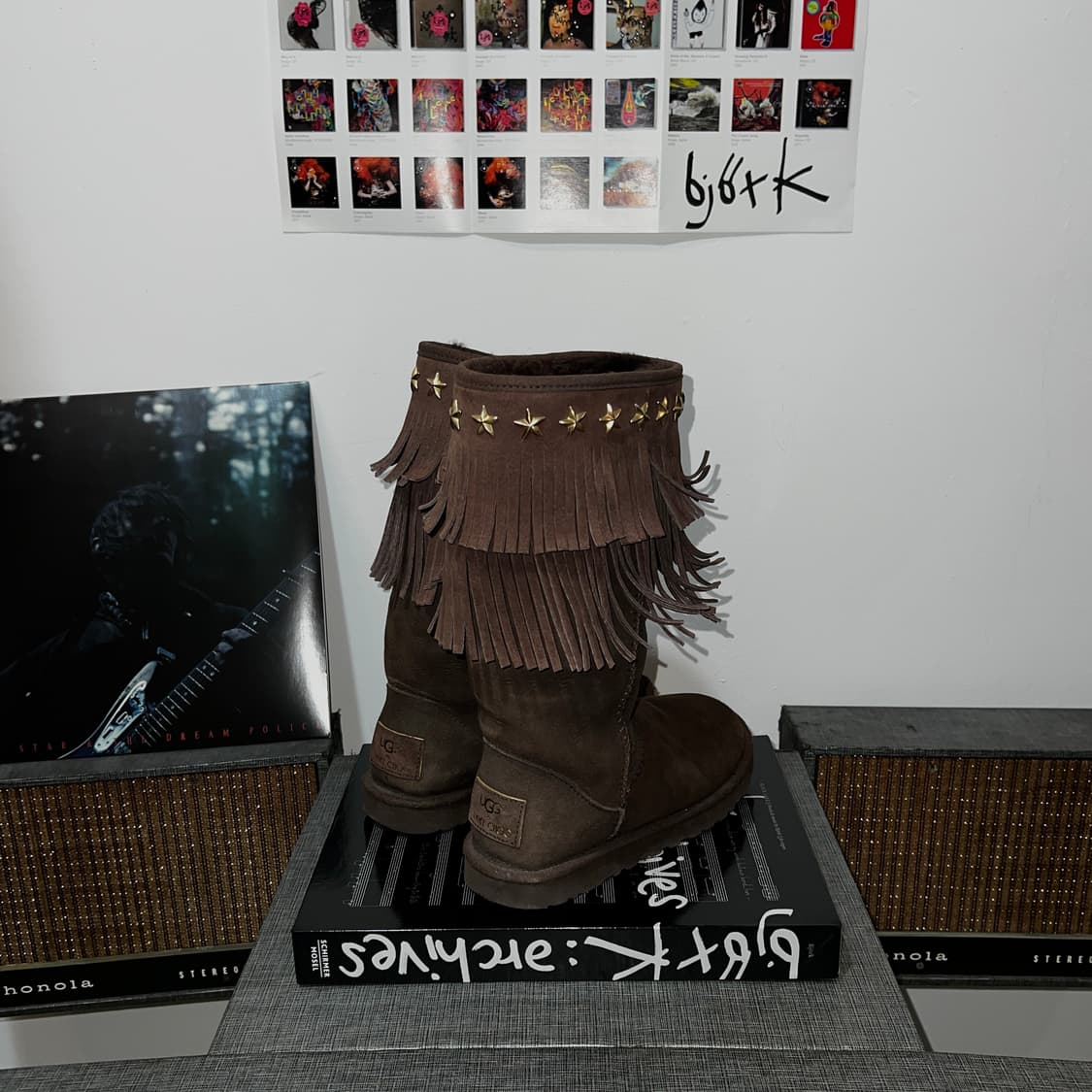 지미추 X 어그 스터드 부츠 모카 브라운 상품이미지4