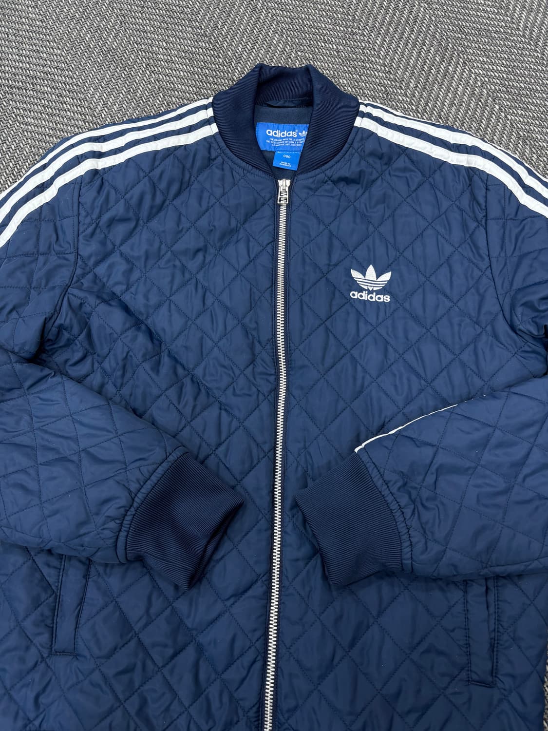 아디다스 경량패딩 네이비 상품이미지6