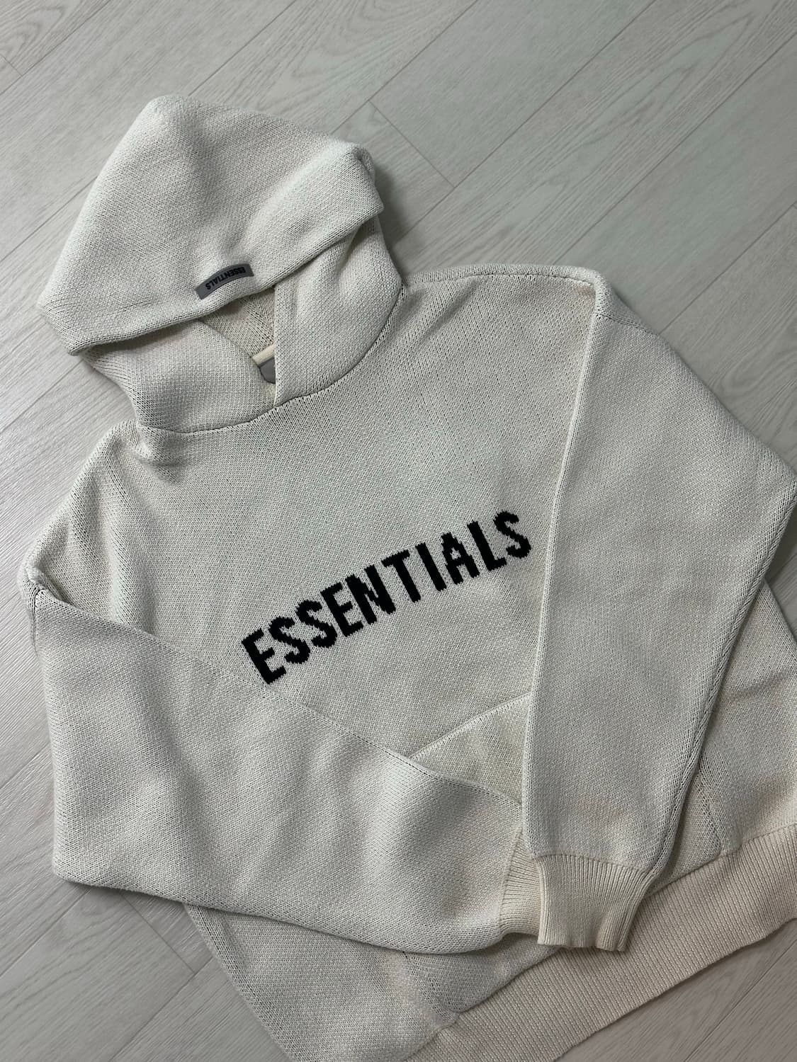 에센셜 니트 후드 크림 20fw 상품이미지1