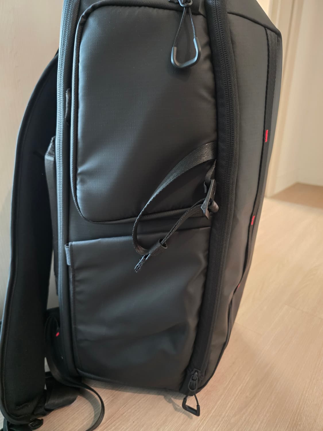 피지테크 원모2 카메라 가방 35L 판매합니다 상품이미지3