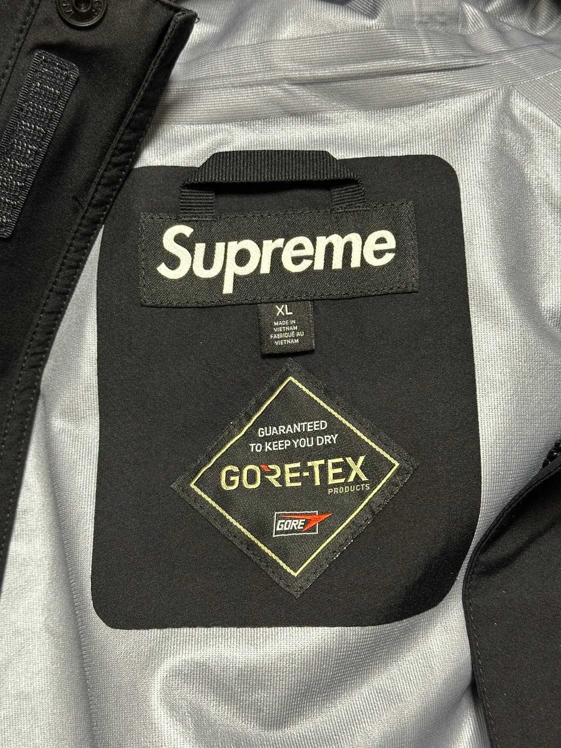 슈프림 고어텍스 쉘 자켓 25fw XL(105-110) 상품이미지2