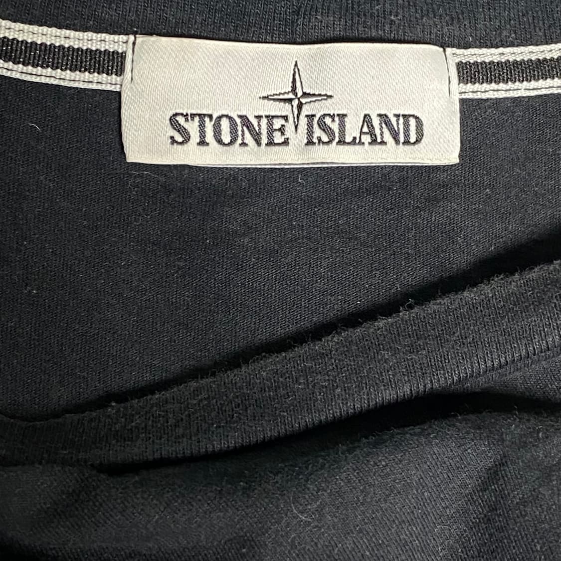 스톤아일랜드 스몰로고 티셔츠 블랙 XL 상품이미지4