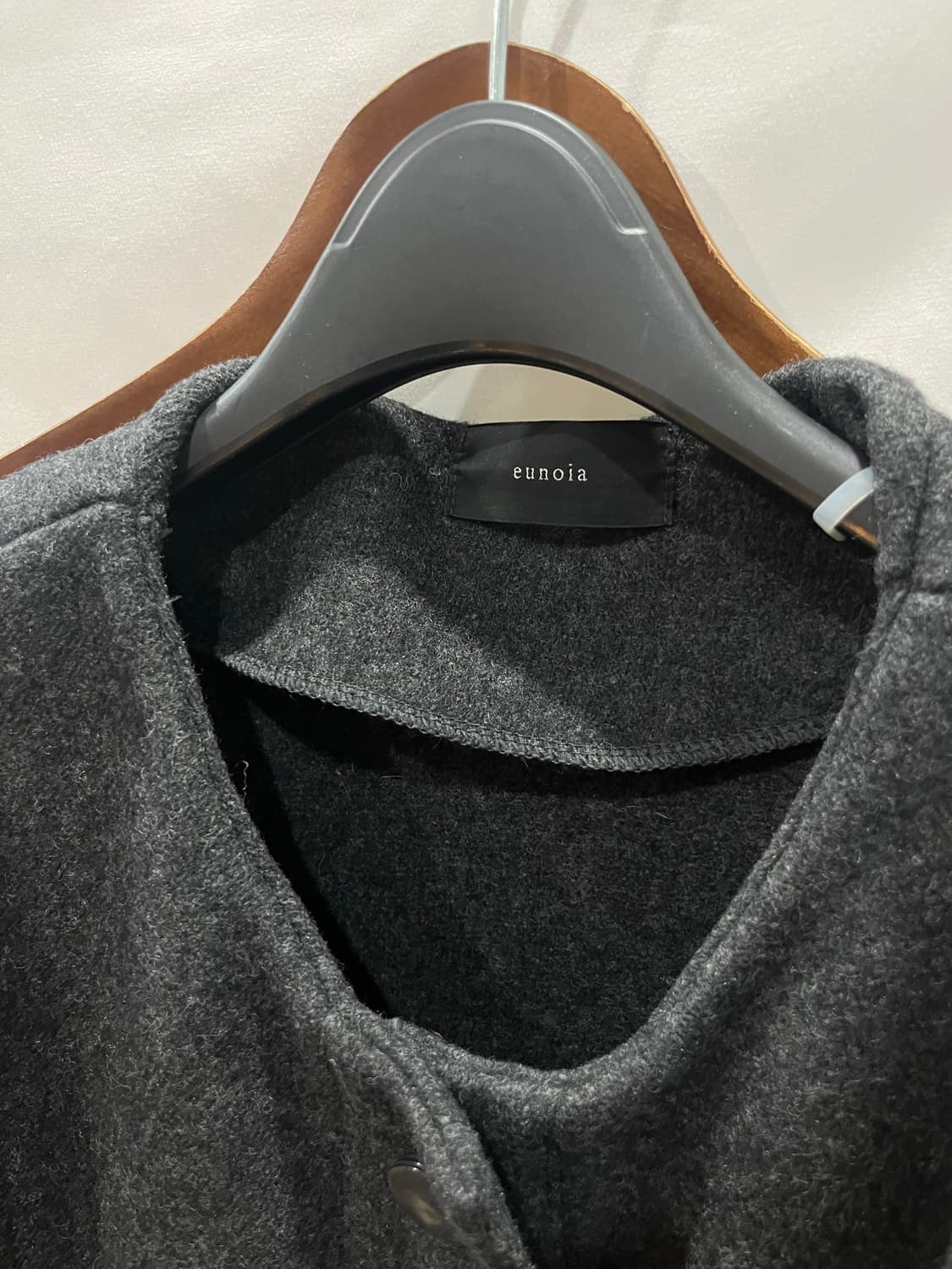 유노이아 Eunoia 버튼 가디건 차콜 F 상품이미지3