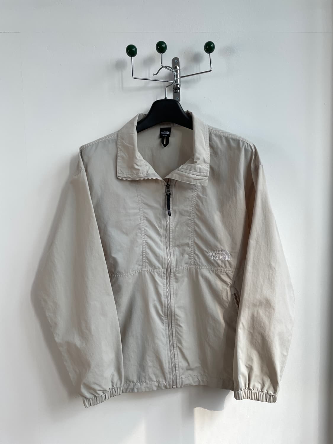 노스페이스 미드 로고 바람막이  상품이미지1