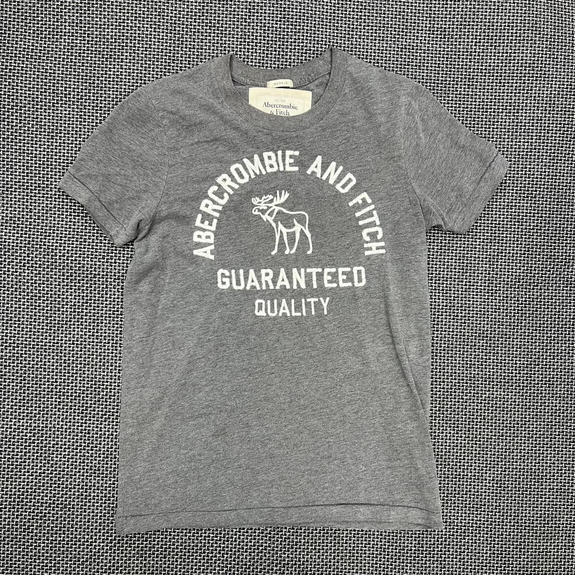 아베크롬비 그레이 티셔츠 상품이미지1