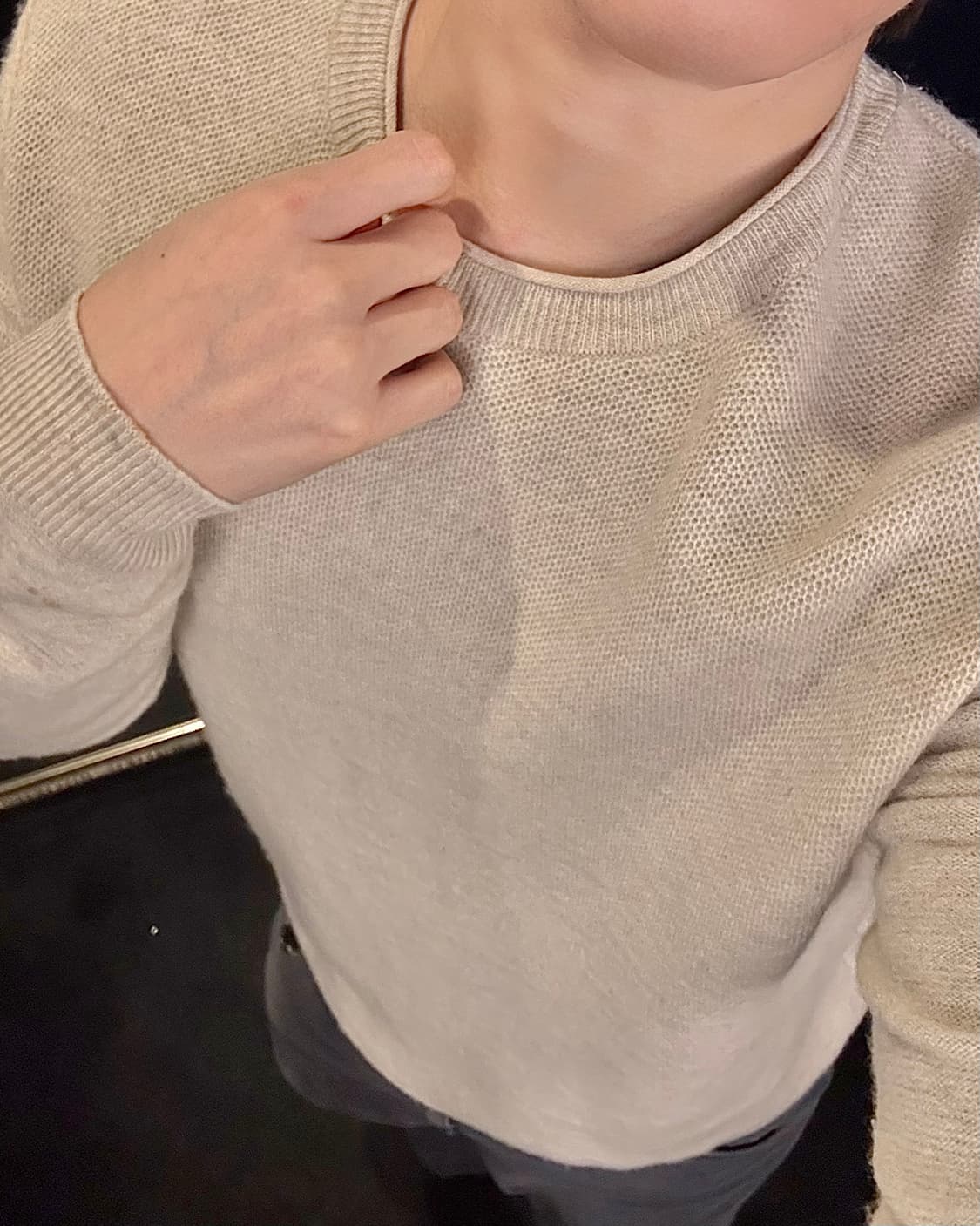 SERIES 시리즈 울 베이지 아이보리 컷팅 말린 넥 라인 니트 스웨터 상품이미지2