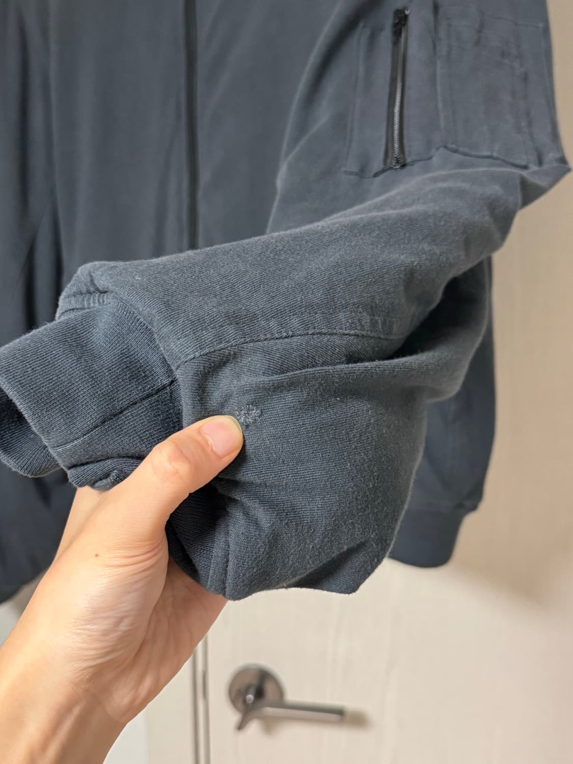 Greg ross 타월 봄버 오프블랙 상품이미지4