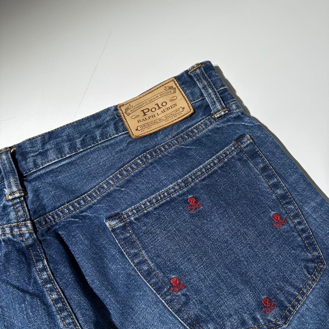 폴로 랄프로렌 해골 자수 설리반 슬림핏 데님 팬츠 상품이미지5