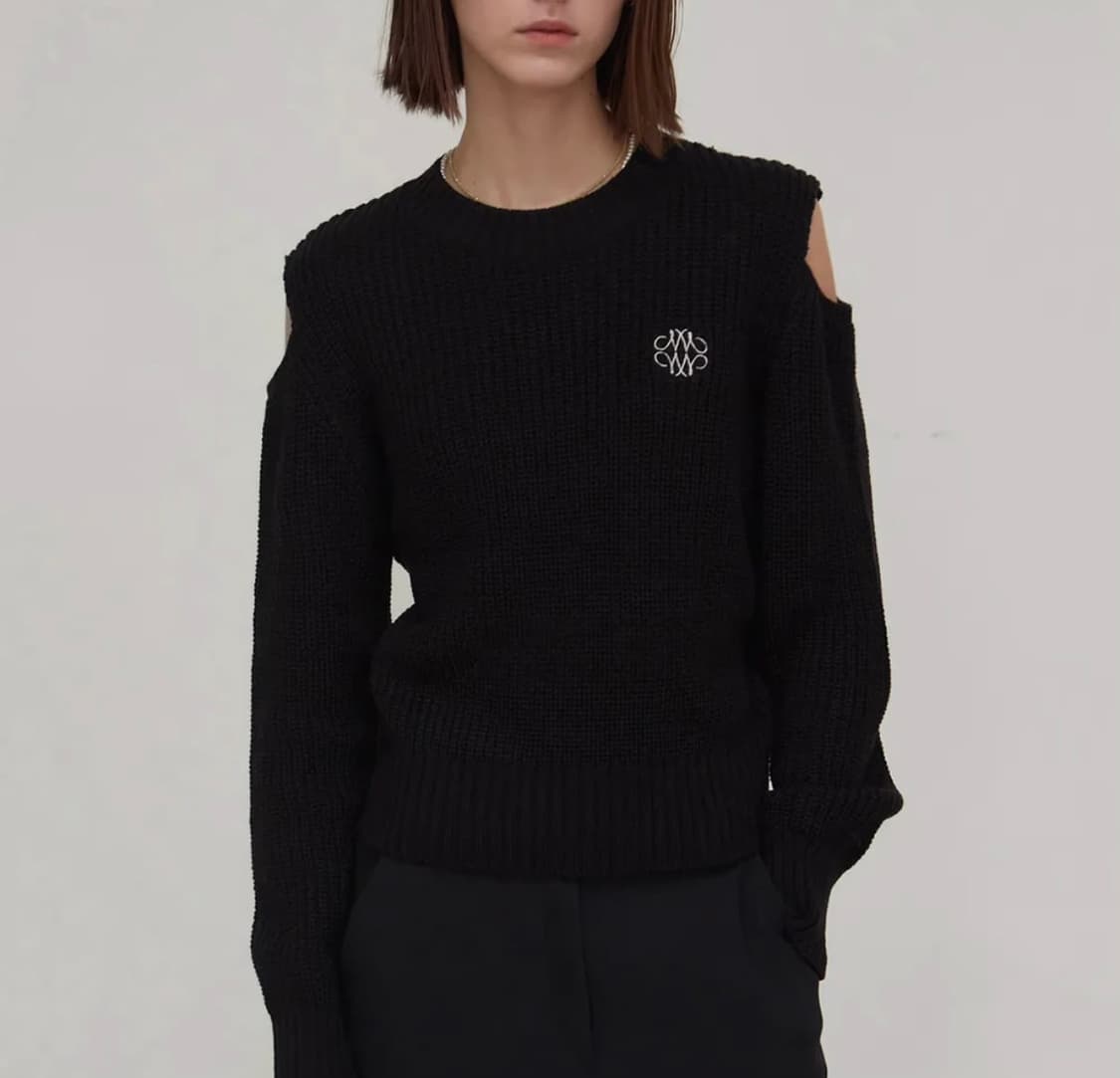 닉앤니콜 숄더 컷아웃 니트 블랙 FREE 상품이미지2