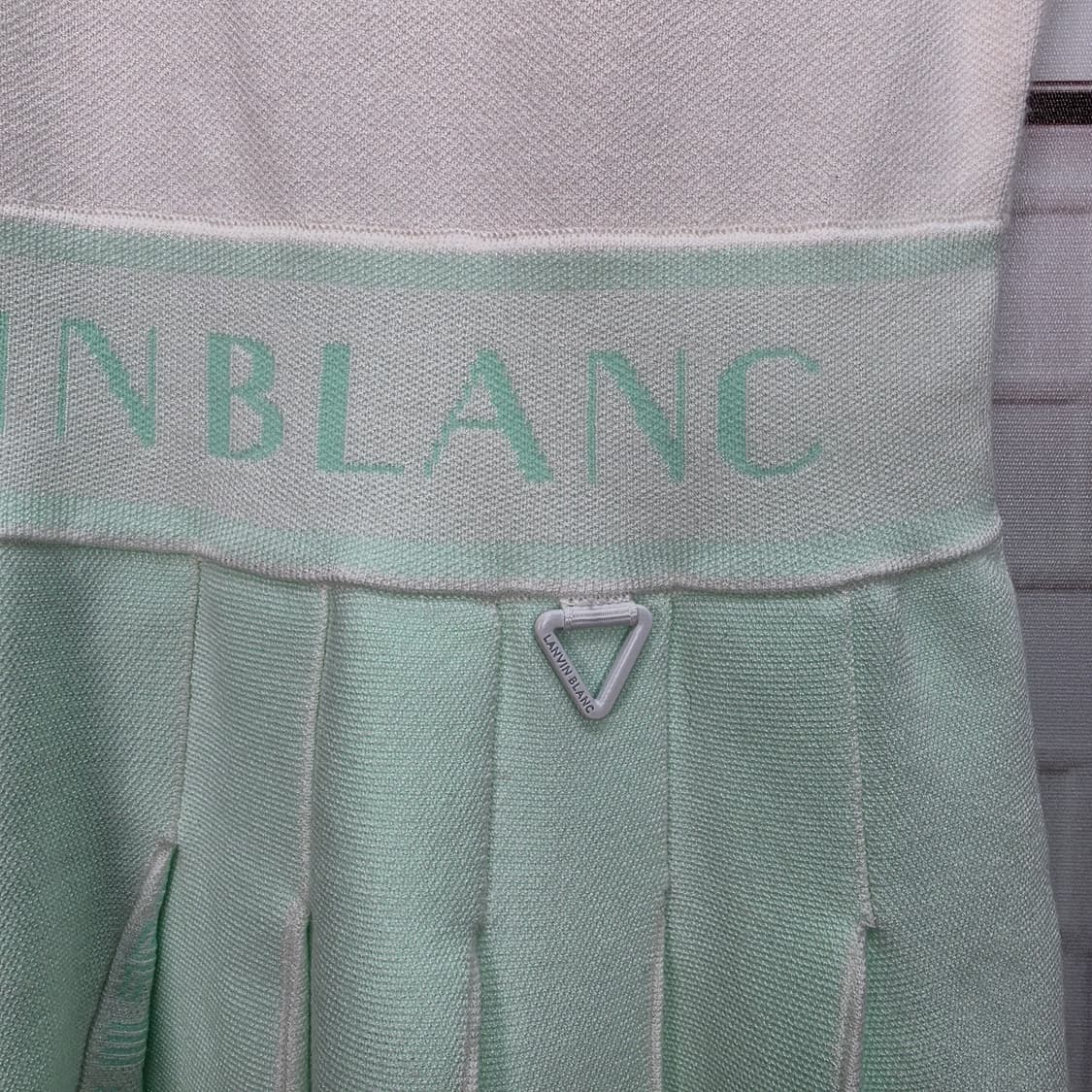 한섬 랑방블랑 골프 카라 플리츠 반팔 원피스 55반~66사이즈 새상품급 상품이미지6