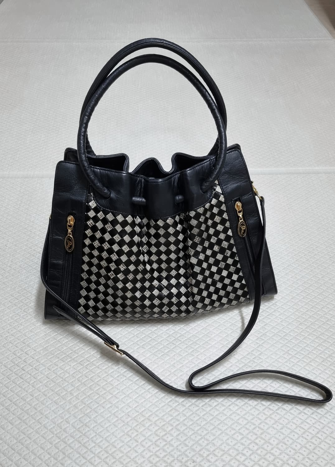 투나인 크로스 토트백 가방 상품이미지2