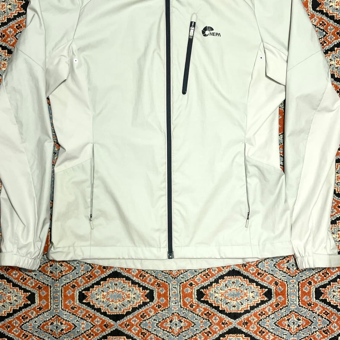 네파 베이지 바람막이 윈드브레이커 여성95 상품이미지3