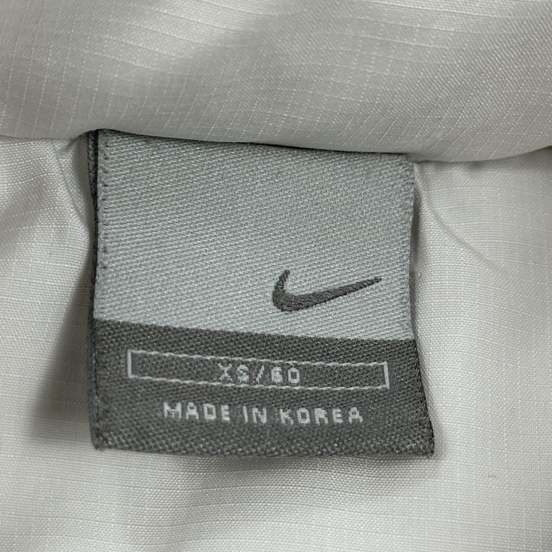 나이키 스우시 레트로 푸퍼 화이트 조끼패딩 (XS 여성추천) 상품이미지7