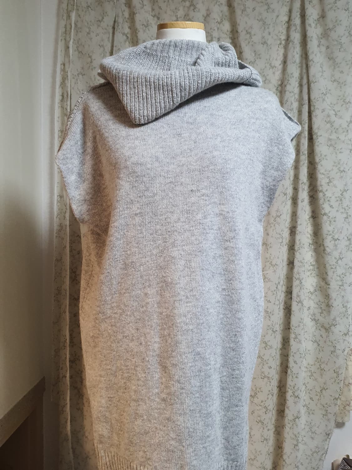 [빈티지] 후드 니트 롱 조끼 그레이 상품이미지1