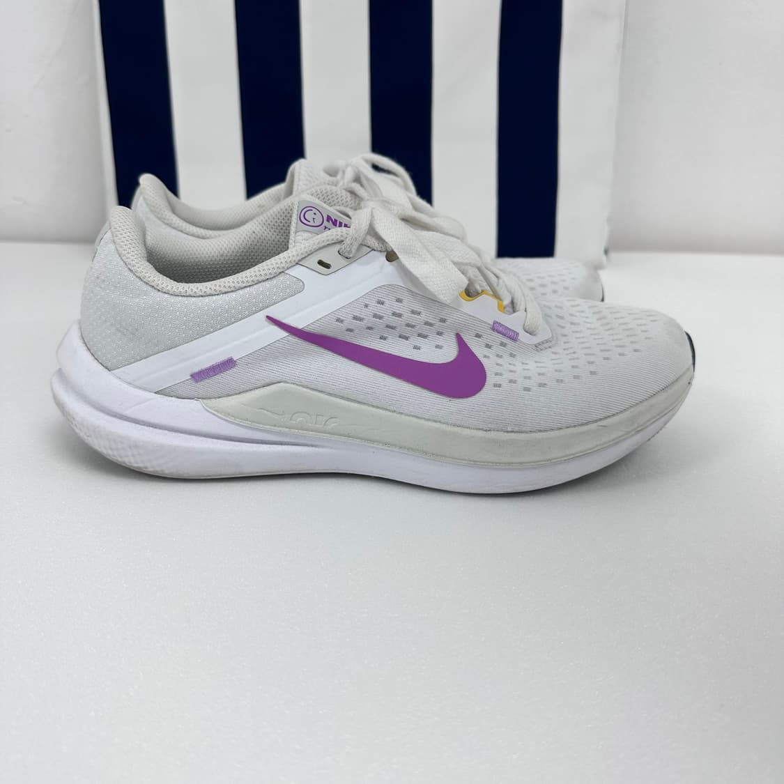 나이키 24s 여성 런닝화 250 헬스 러닝 상품이미지1