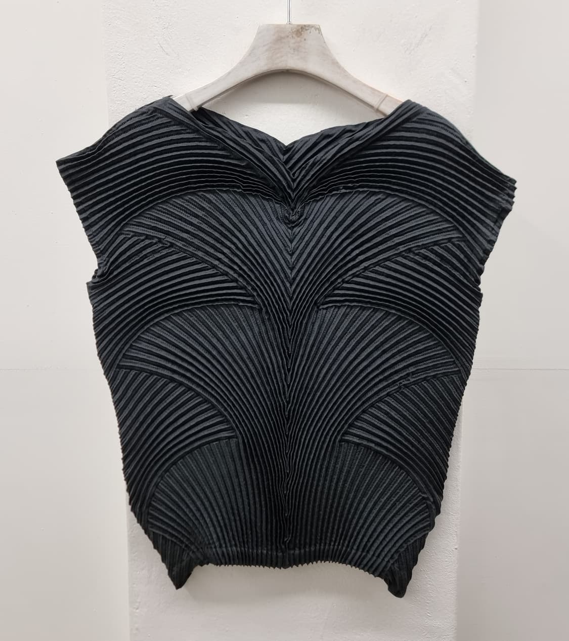 ISSEY MIYAKE 이세이미야케 상품이미지3