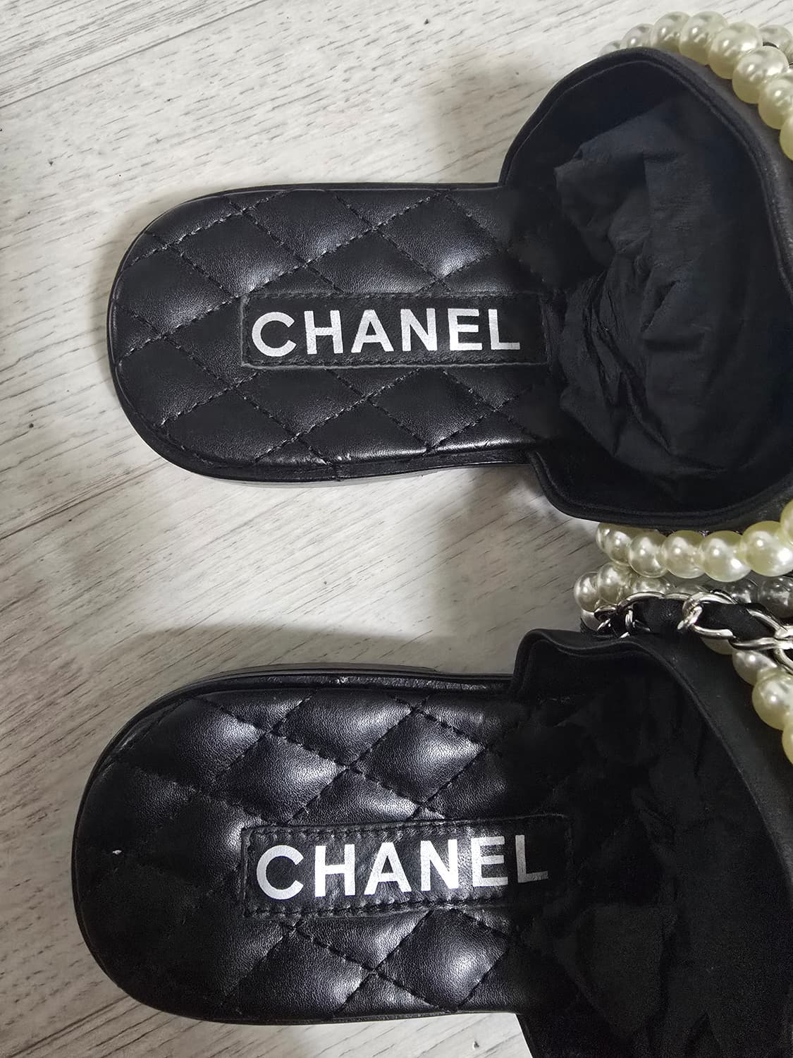 (정품) 샤넬 체인 진주 램스킨 슬리퍼 39(명품 여자 신발 샌들) 상품이미지4