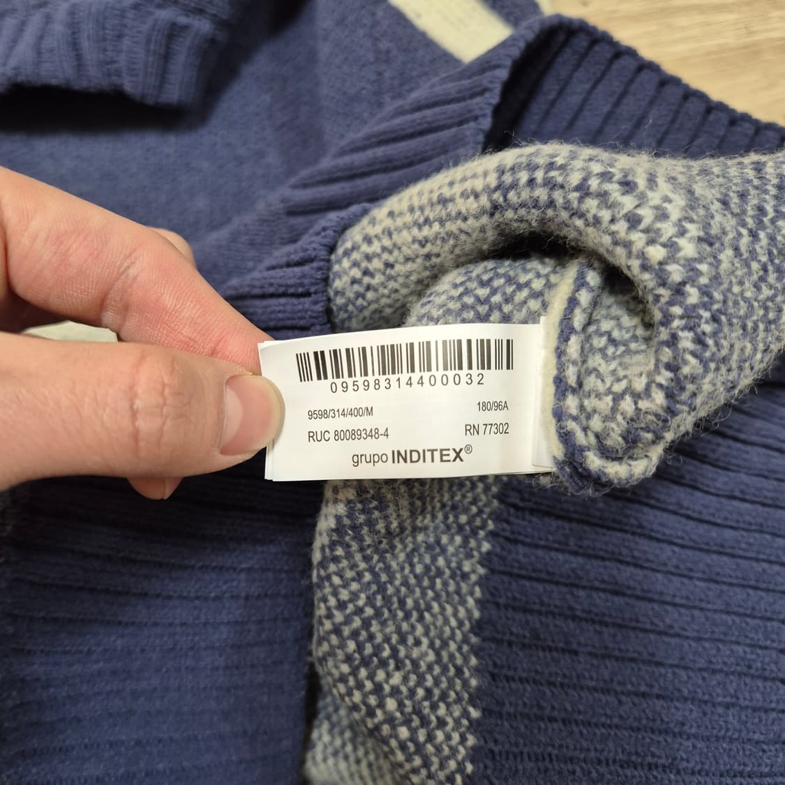 자라 패턴 클래식 라운드 니트 M(95) 상품이미지5