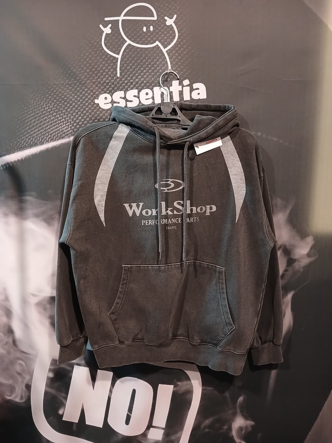 트래블 워크샵 차콜 후드티 상품이미지1