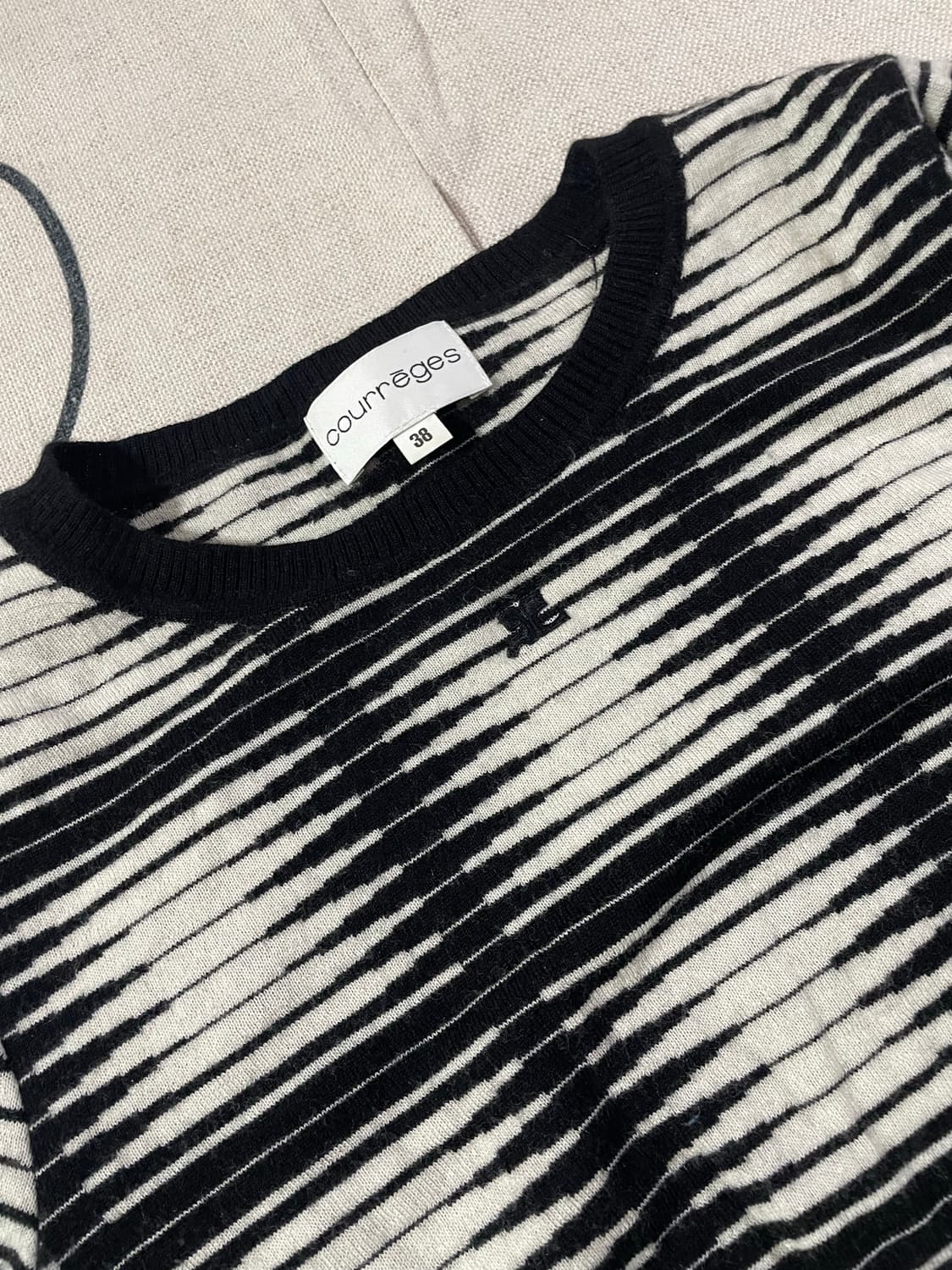 꾸레쥬 겨울니트 상품이미지1