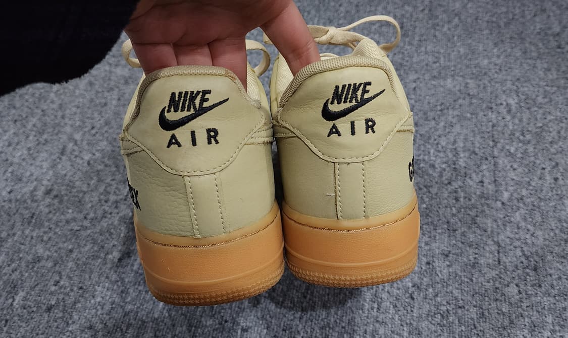 나이키 에어포스1 로우 고어텍스 골드 카키 280 상품이미지7