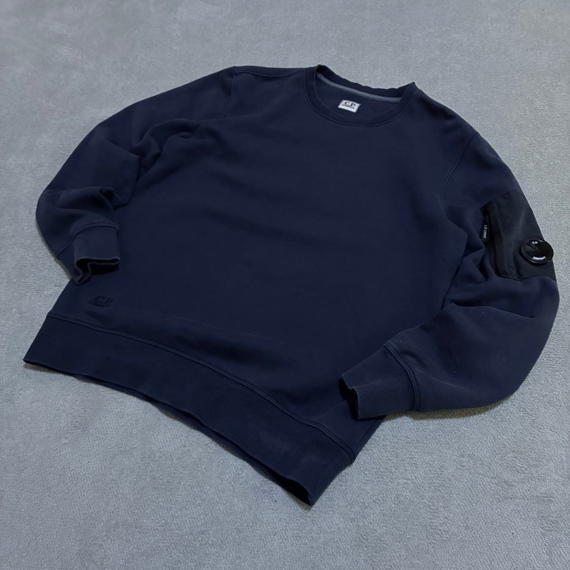 Cp컴퍼니 맨투맨 95-100 상품이미지1