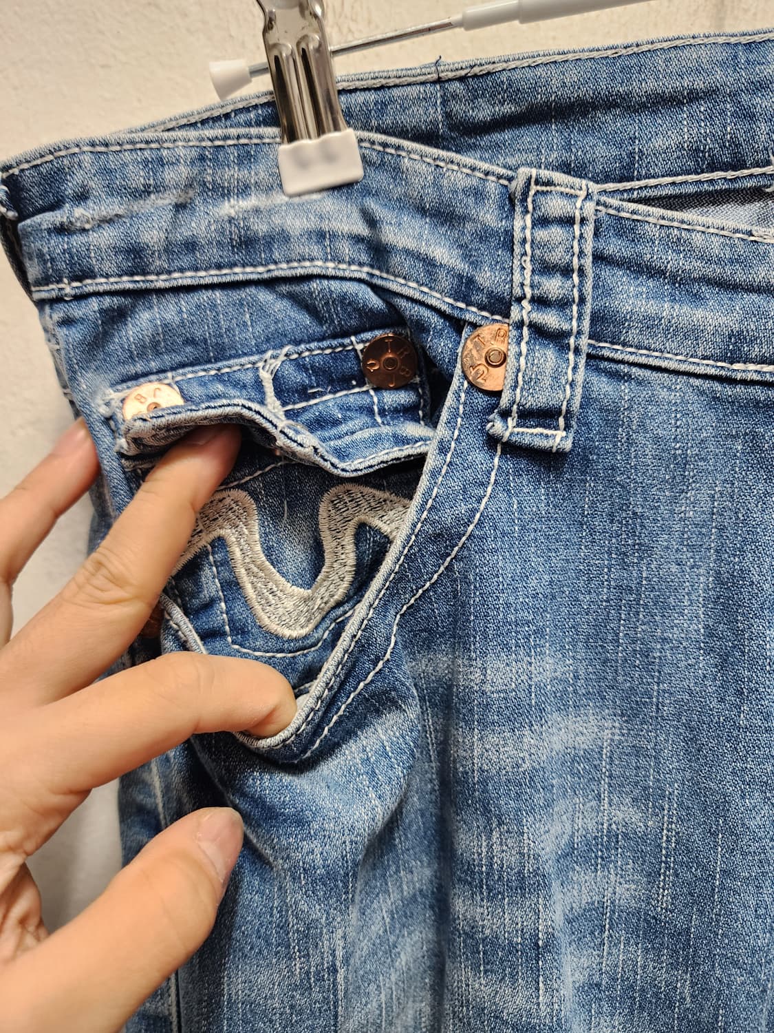 트루릴리젼 백로고 부츠컷 벨보텀 팬츠 상품이미지5