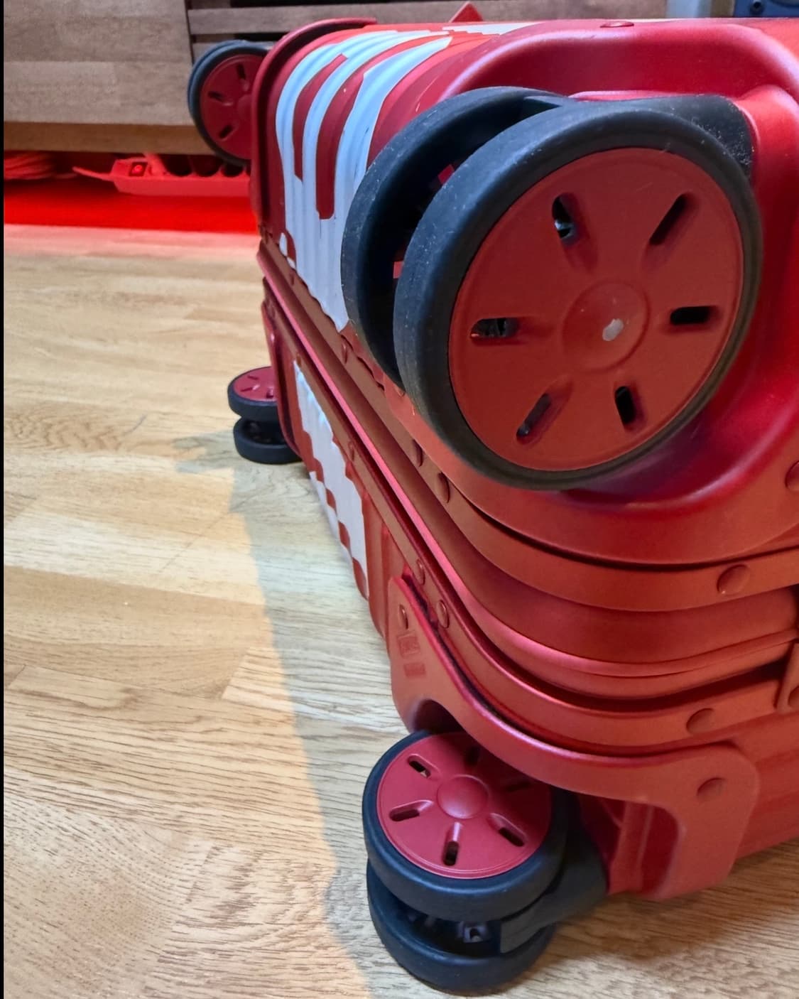 슈프림 캐리어 45L 상품이미지4