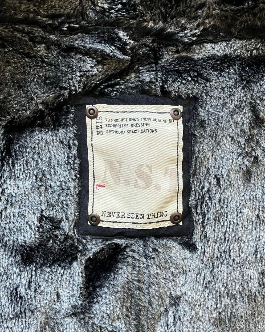 90-00s Never Seen Thing V-Kei Fur Jacket 상품이미지8