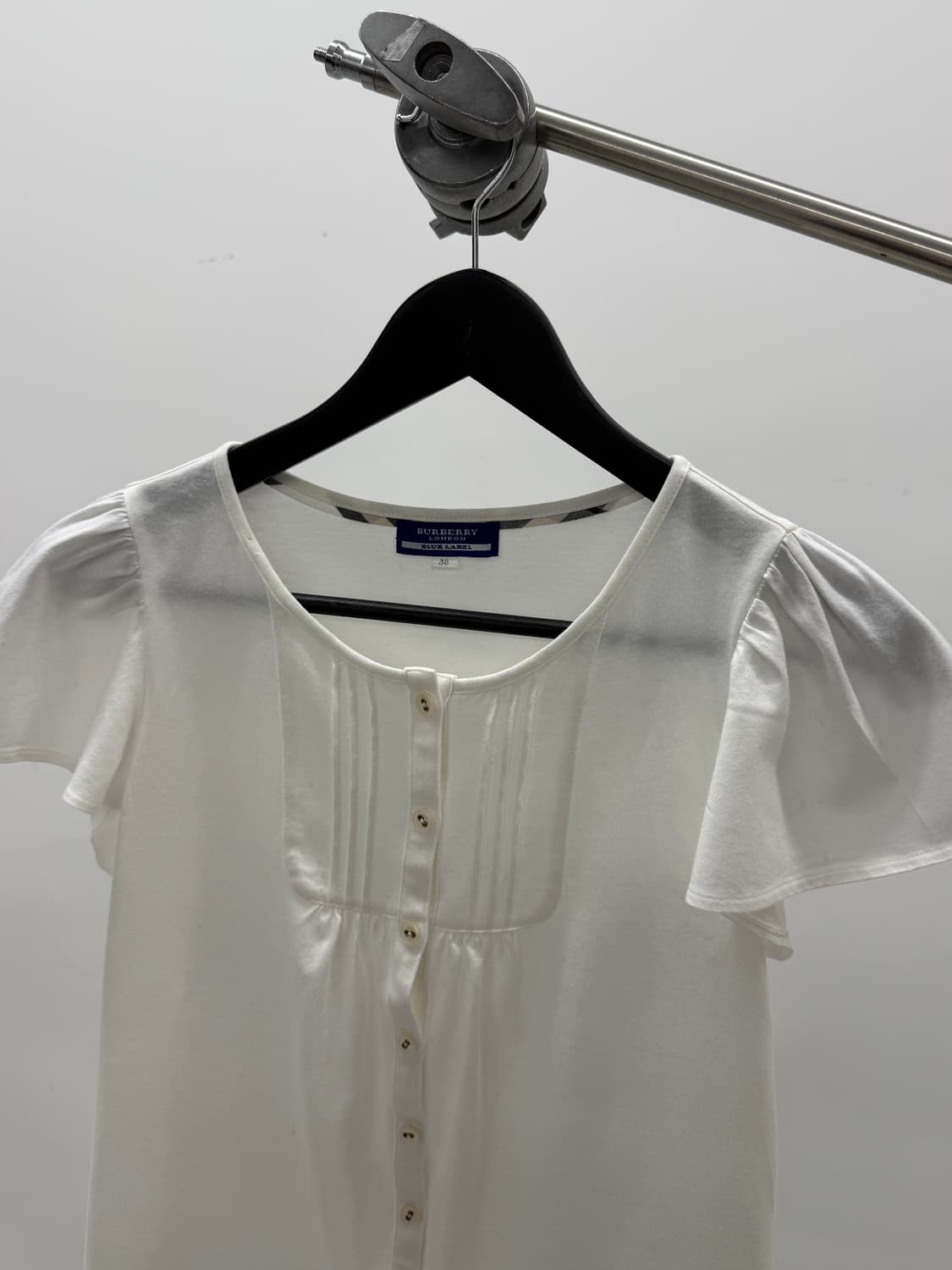 Burberry 버버리 러플 슬리브 화이트 반팔 티셔츠 상품이미지1