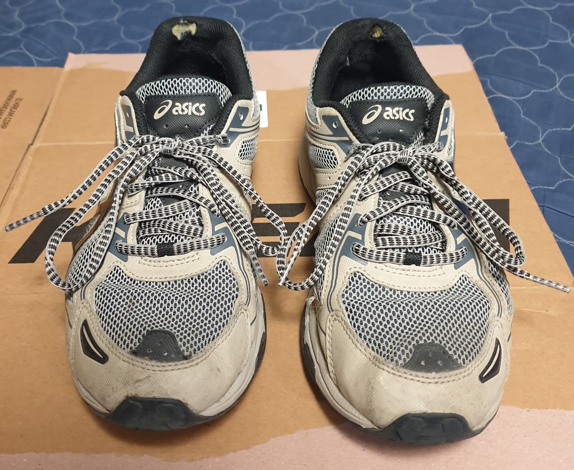 아식스 젤벤쳐6 페더 그레이 블랙 스니커즈 (265) 상품이미지3