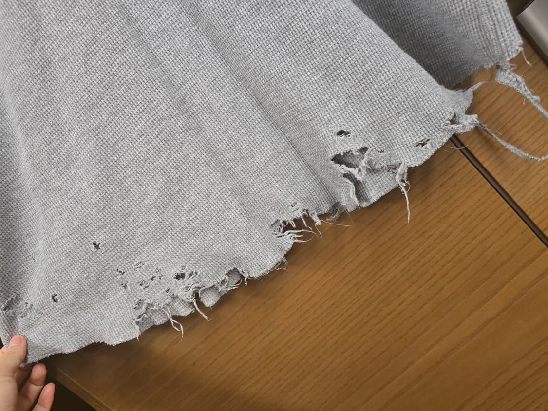 안셀름 데미지 와플 크루 롱슬리브 티셔츠 상품이미지3