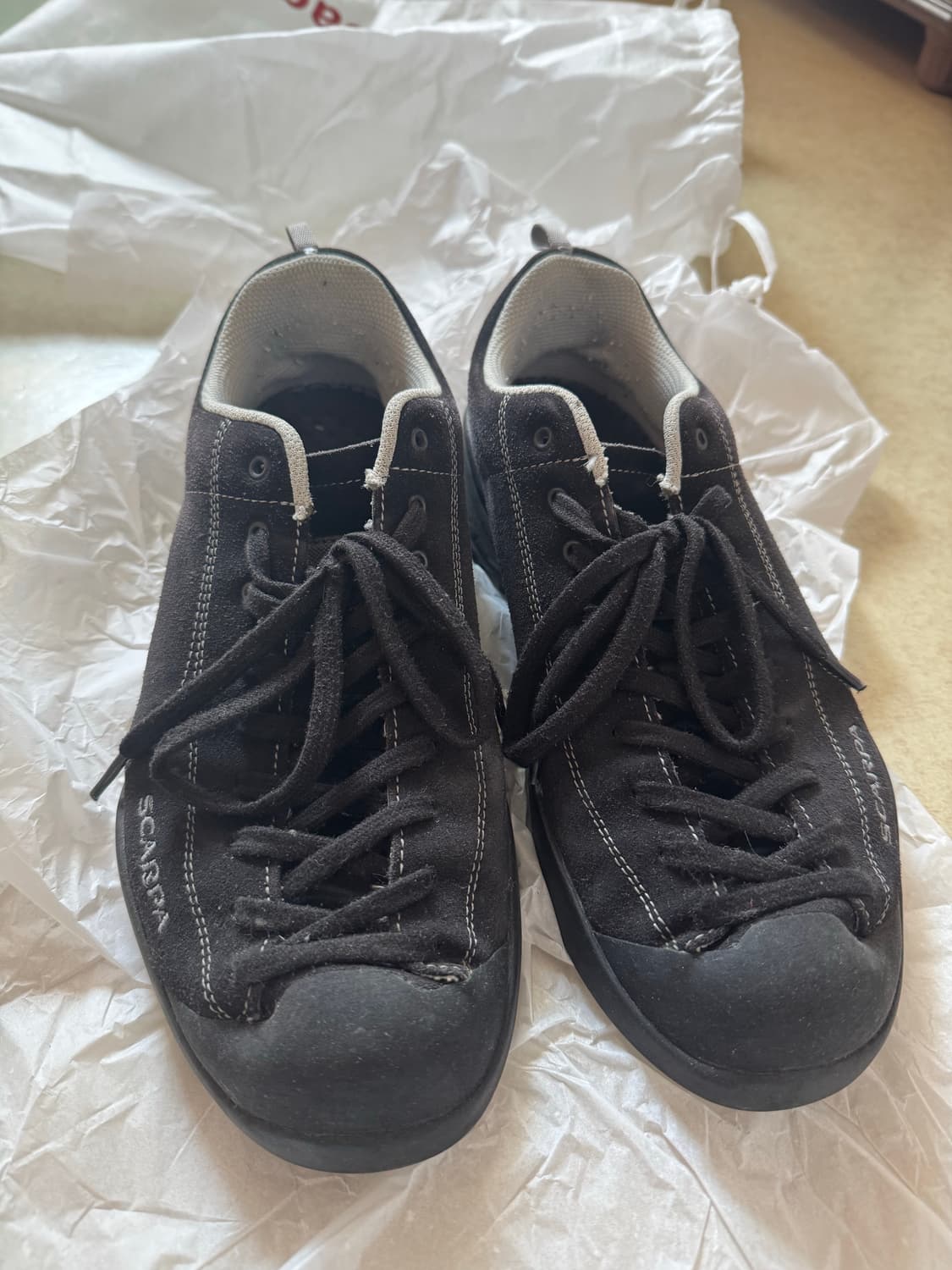 스카르파 모히또 블랙 스웨이드 44size 판매합니다! 상품이미지2